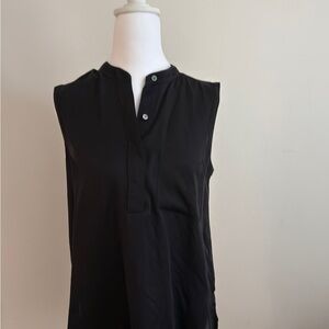Vince Silk Black Sleeveless Blouse Size Small.  $34